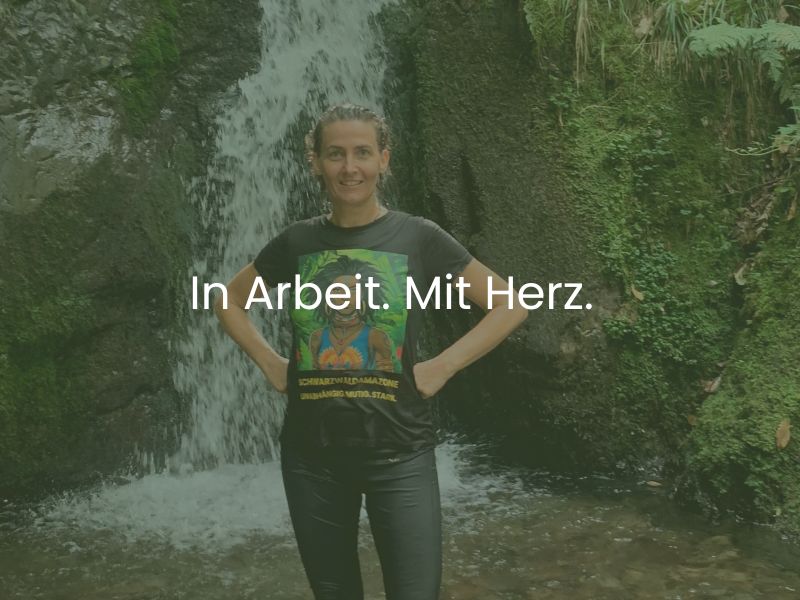 Schwarzwaldamazone mit Herz