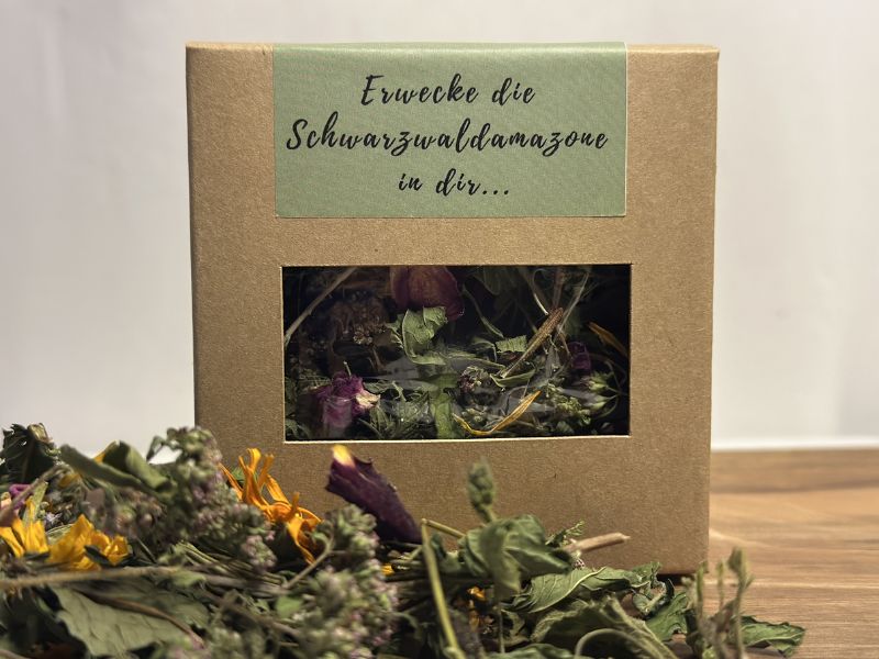 Tee stark Schwarzwald